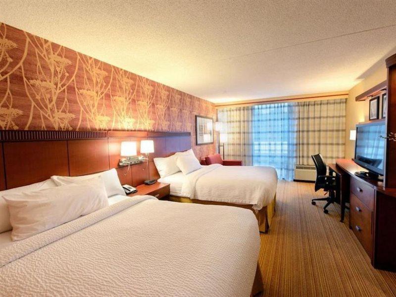 Courtyard By Marriott New York Laguardia Airport Otel Dış mekan fotoğraf