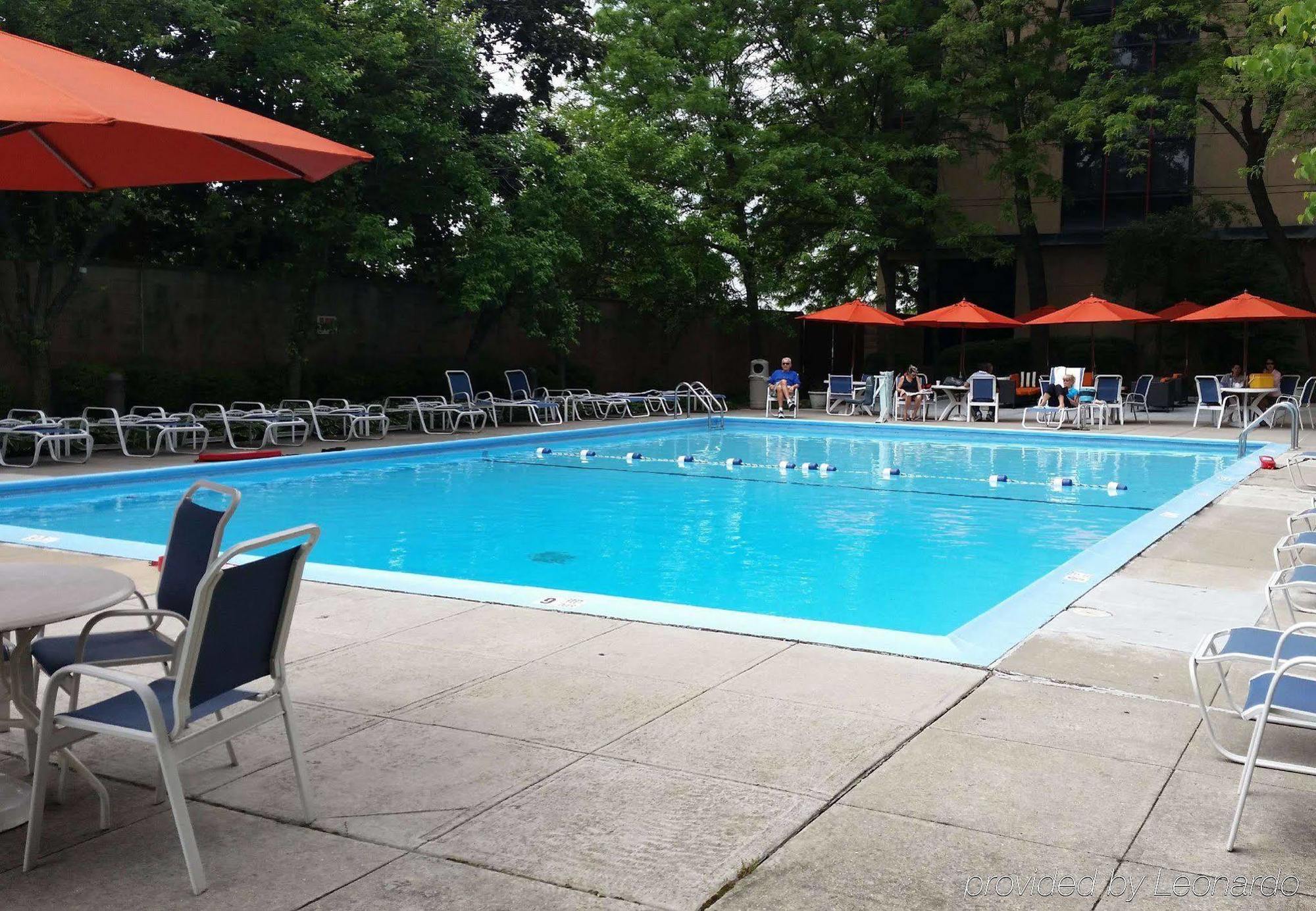 Courtyard By Marriott New York Laguardia Airport Otel Dış mekan fotoğraf